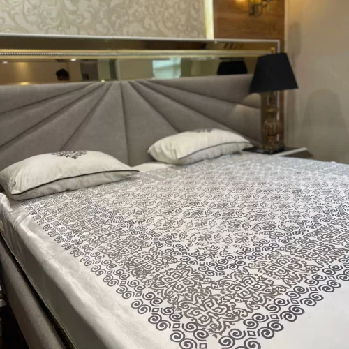 Crystal Bed Set