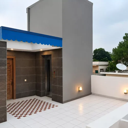 ROOF TOP ENTERANCE